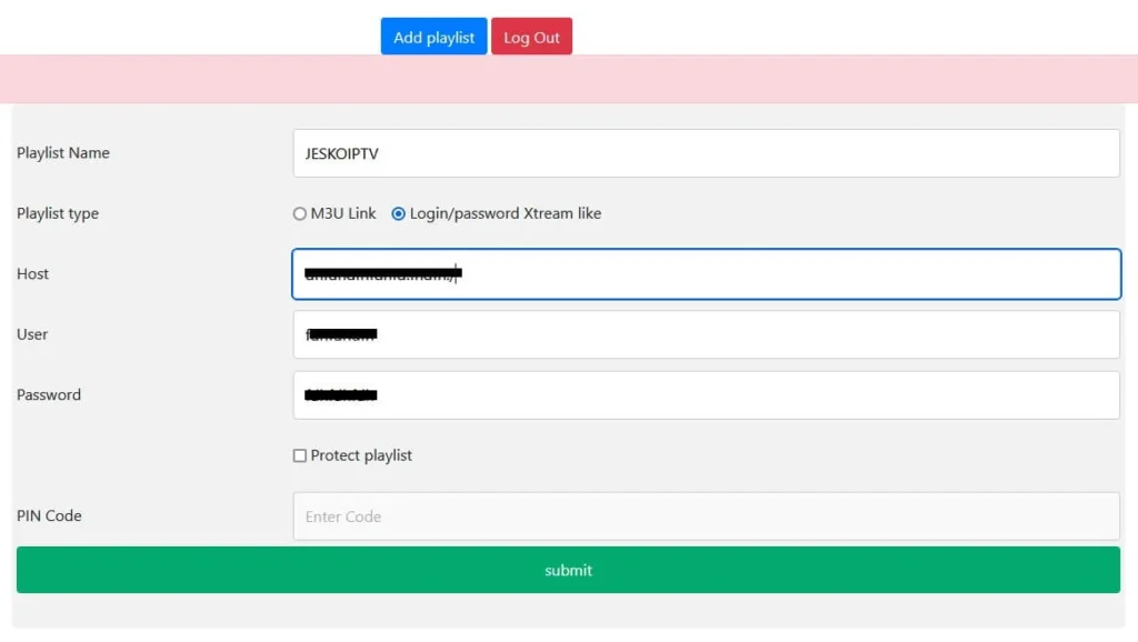 Formulario para agregar lista de reproducción IPTV con opción de configuración Xtream Codes seleccionada y campos para host, usuario y contraseña
