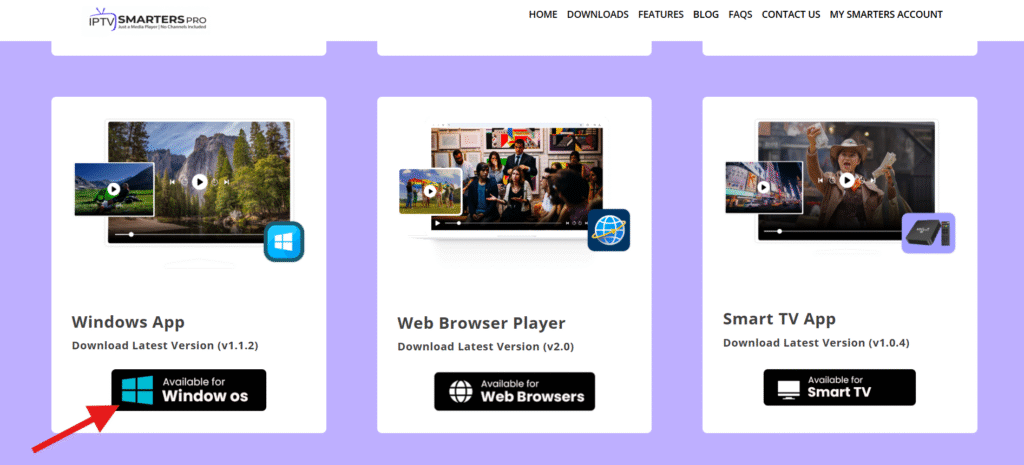 Página oficial de descarga de IPTV Smarters Pro con la opción de aplicación para Windows señalada por una flecha roja, mostrando múltiples opciones de plataformas incluyendo Windows, Navegador Web y Smart TV
